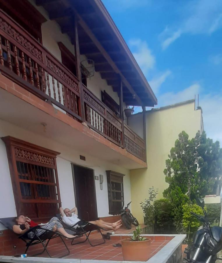 Cafe Racer Hostel Jardín Kültér fotó