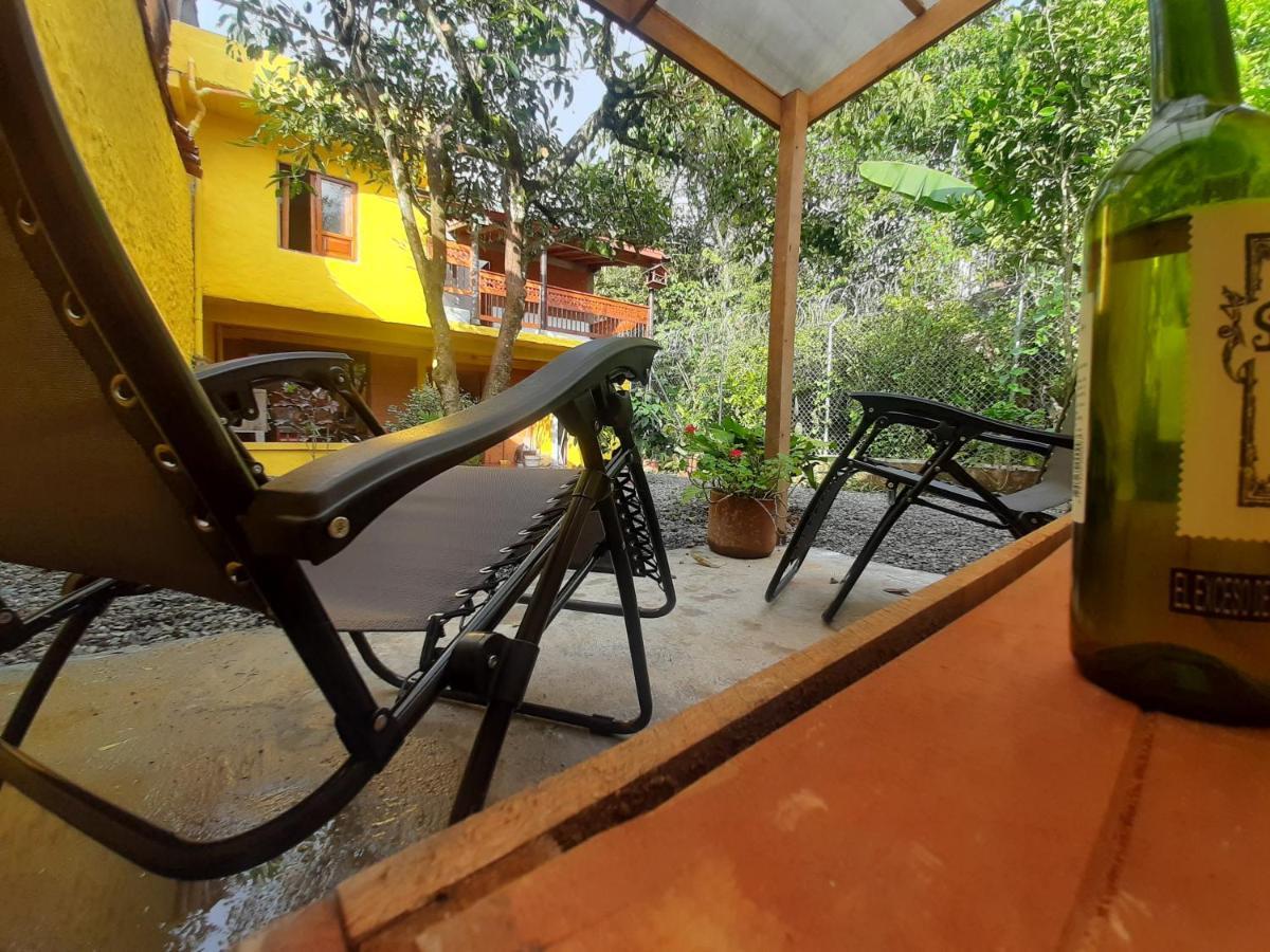 Cafe Racer Hostel Jardín Kültér fotó